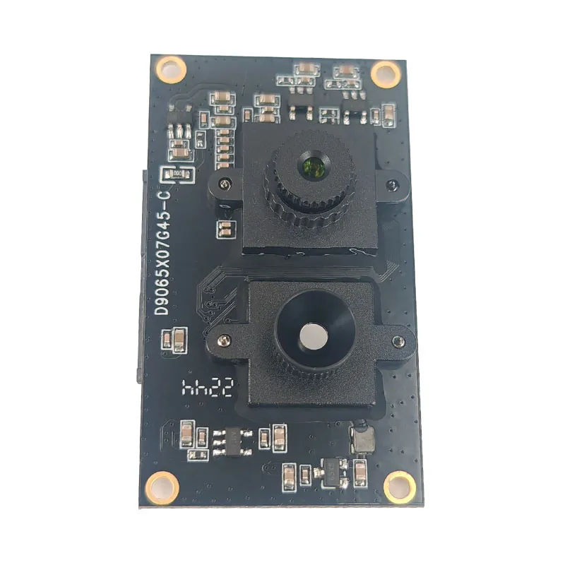 Cad is ceamara digiteach ann?